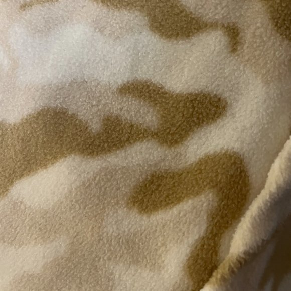 Tan-coloured Camouflage Fleece Quartar zip - Picture 3 of 4